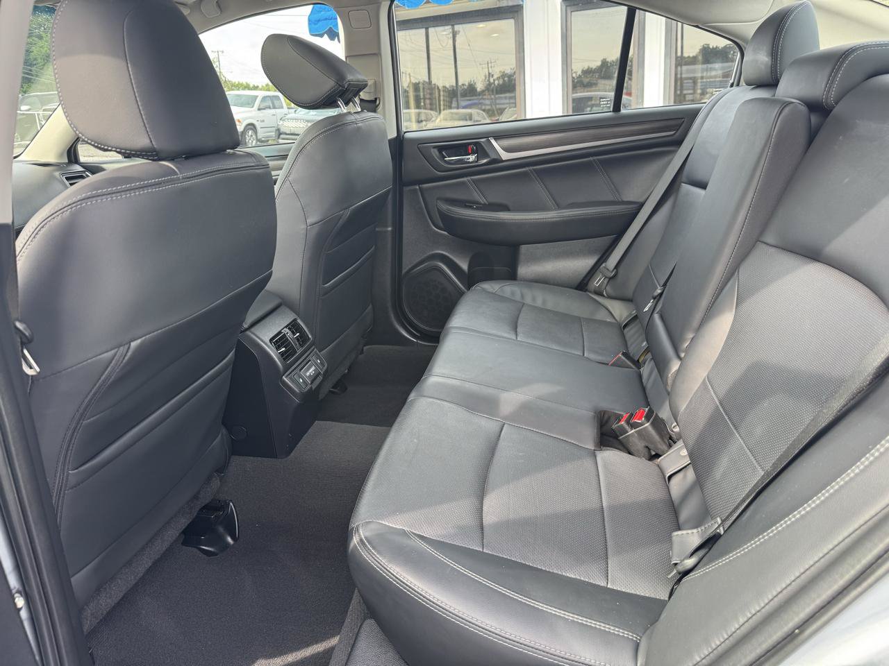Used 2018 Subaru Legacy 3.6R Limited AWD/4WD image 12