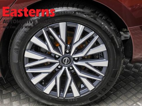 Used 2023 Nissan Altima 2.5 SV image 8