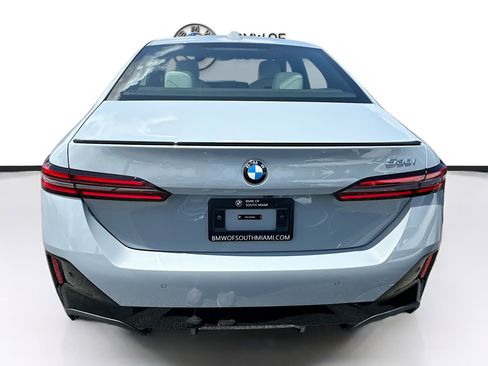 New 2027 BMW 530i RWD image 5