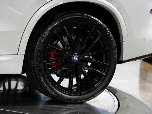 Used 2023 BMW X5 sDrive40i w/ Executive Package image 62