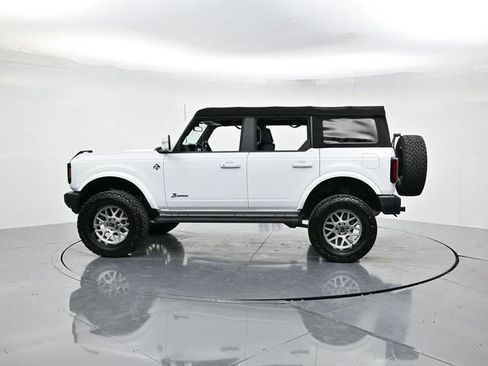 Used 2022 Ford Bronco Outer Banks image 7