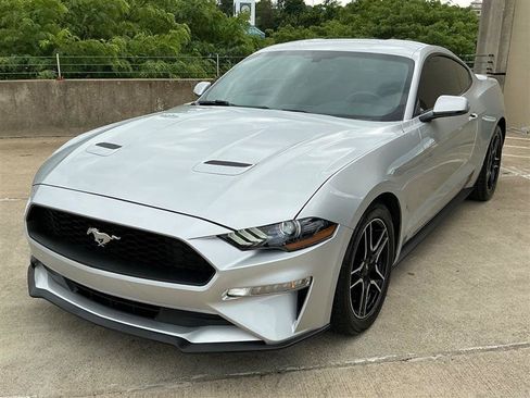 Used 2019 Ford Mustang Premium RWD image 10