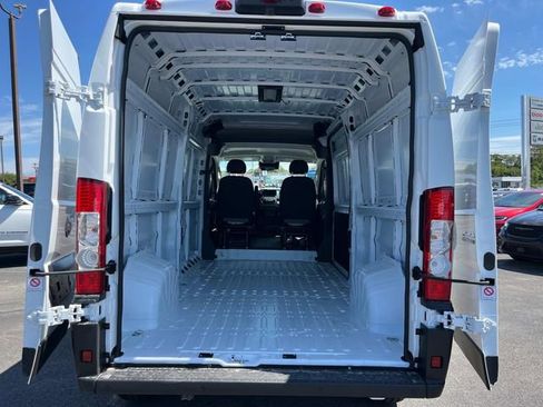 New 2026 RAM ProMaster 1500 w/ Premium Convenience Group image 12