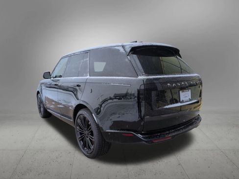 New 2026 Land Rover Range Rover SE image 4