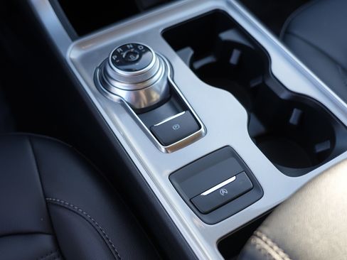 Used 2024 Ford Edge SEL w/ Convenience Package image 28