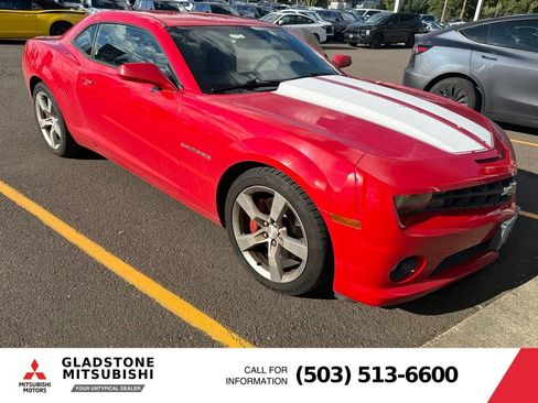 Used 2011 Chevrolet Camaro SS RWD image 1