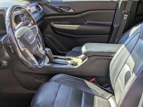 Used 2019 GMC Acadia Denali image 16