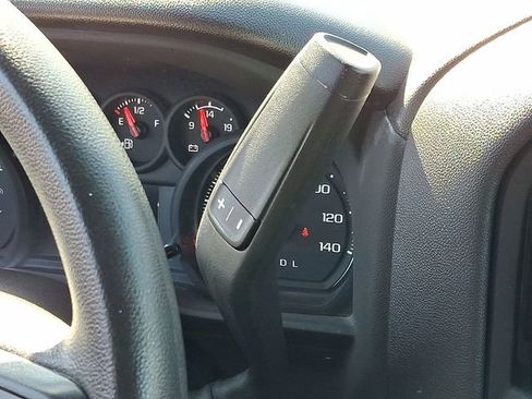 Certified 2025 Chevrolet Silverado 1500 Custom Trail Boss w/ Turbomax Blackout Package image 15