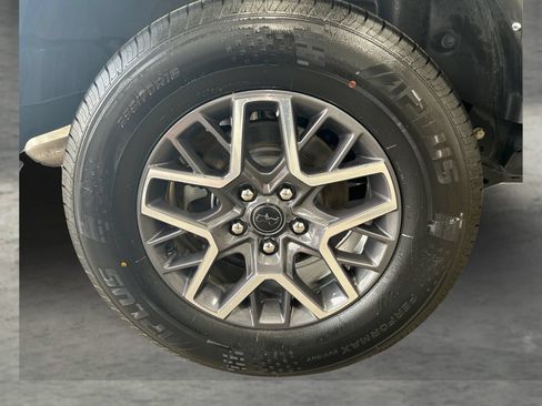 Used 2024 Jeep Wrangler Unlimited Sahara AWD/4WD image 23