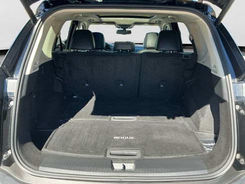 Used 2023 Nissan Rogue SL AWD/4WD image 17