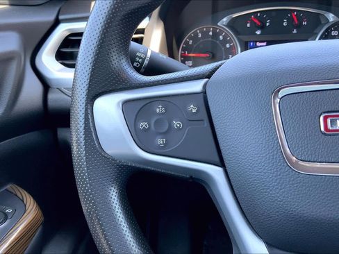 Used 2022 GMC Acadia SLE w/ Elevation Edition FWD image 23