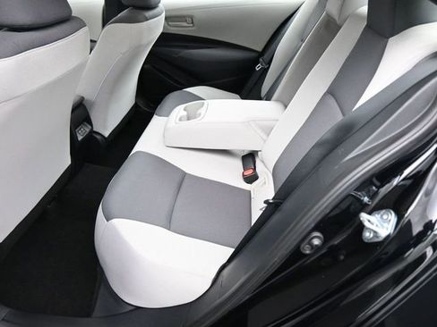 Used 2024 Toyota Corolla LE image 24