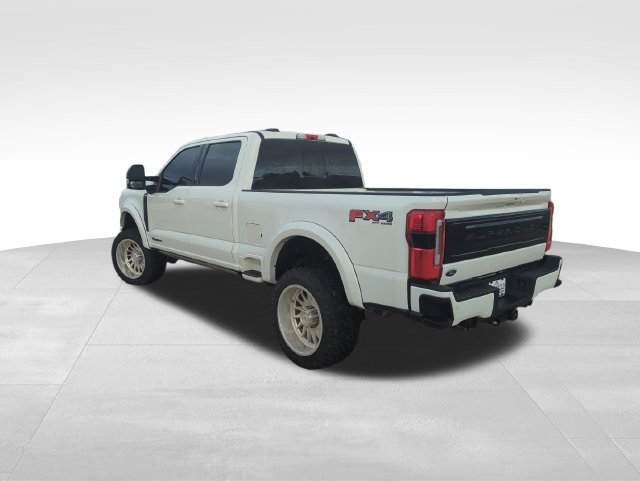 Used 2025 Ford F350 Platinum AWD/4WD image 4