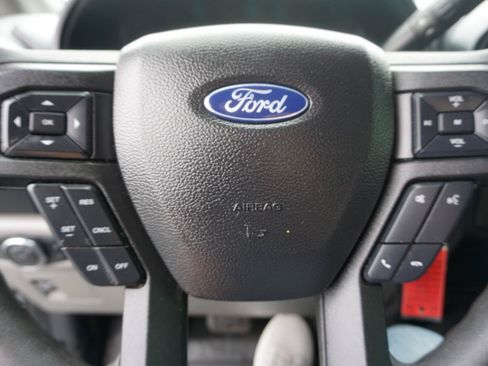 Used 2019 Ford F150 XL w/ Equipment Group 101A Mid AWD/4WD image 18