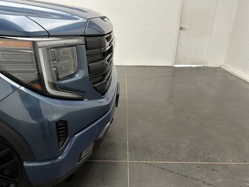 Used 2026 GMC Sierra 1500 Elevation w/ X31 Off-Road Package AWD/4WD image 2