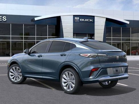 New 2026 Buick Envista Avenir image 3