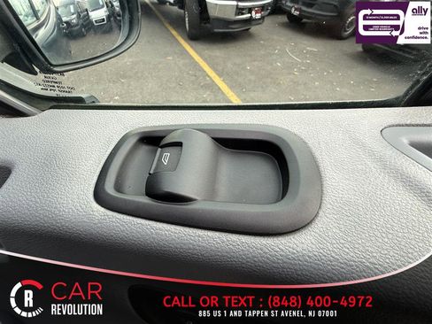 Used 2019 Ford Transit 250 148 High Roof Extended image 31