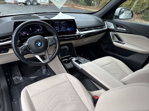 Certified 2023 BMW X1 xDrive28i w/ Premium Package image 11