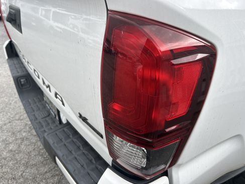 Used 2022 Toyota Tacoma SR w/ SR Convenience Package RWD image 32