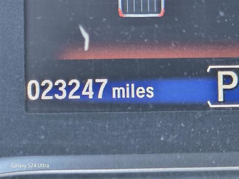 Used 2023 Honda Ridgeline Sport image 7