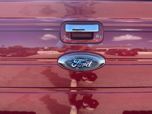 Used 2013 Ford F150 Lariat w/ Luxury Equipment Group image 31