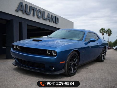 Used 2021 Dodge Challenger R/T w/ Blacktop Package image 1