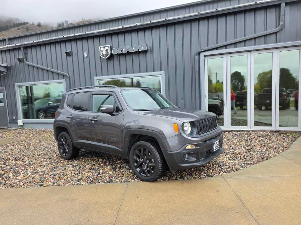 Used 2018 Jeep Renegade Altitude AWD/4WD image 2