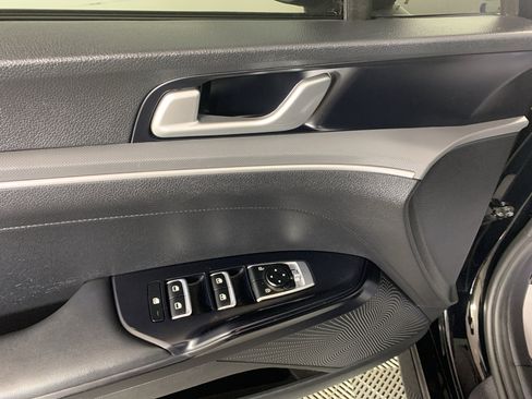Used 2022 Kia K5 GT-Line AWD/4WD image 15