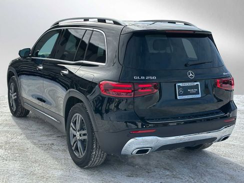New 2026 Mercedes-Benz GLB 250 4MATIC image 5