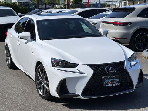 Used 2017 Lexus IS 200t F Sport w/ F Sport Package RWD image 20