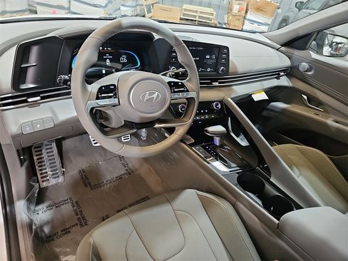 New 2026 Hyundai Elantra SEL Sport w/ Cargo Package image 15