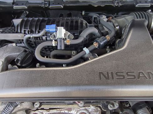 Used 2017 Nissan Rogue SV w/ Sun & Sound Touring Package image 14