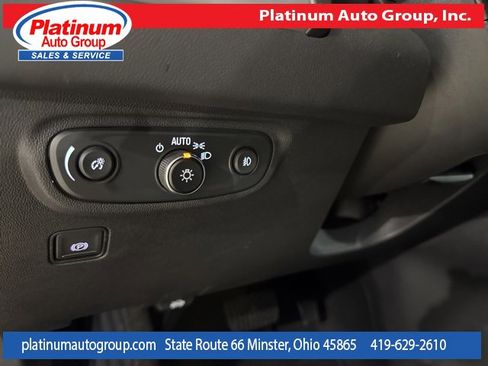 Used 2024 GMC Terrain SLT w/ Elevation Edition image 22