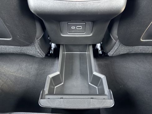 Used 2024 Cadillac XT6 Luxury FWD image 24