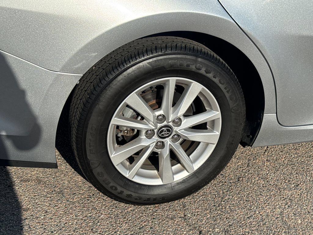 Used 2025 Toyota Camry LE FWD image 42
