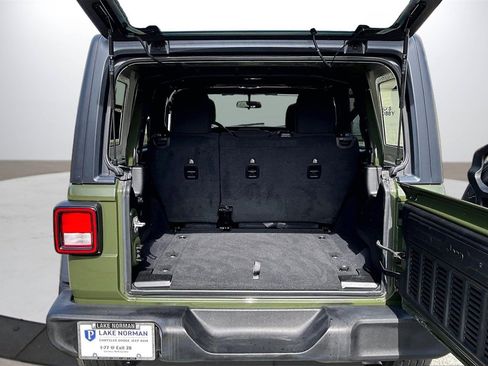 Certified 2022 Jeep Wrangler Sport S image 24