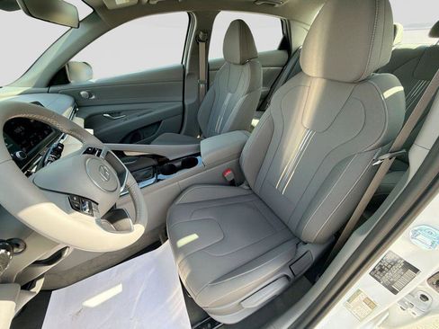 New 2026 Hyundai Elantra SEL Sport Premium image 15