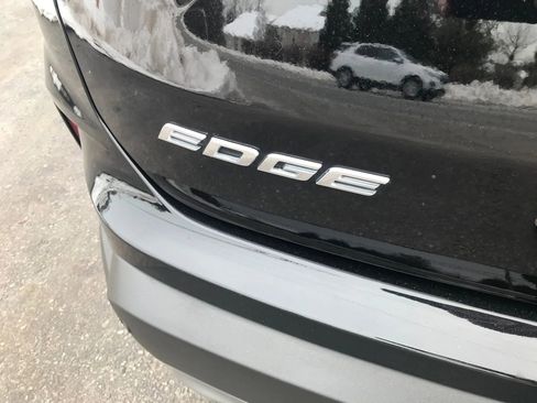 Used 2020 Ford Edge SEL w/ Convenience Package image 41
