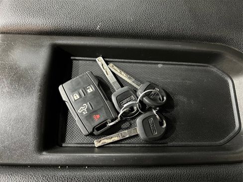 Used 2022 GMC Sierra 1500 Pro w/ Sierra Value Package image 40