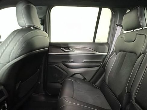 New 2026 Jeep Grand Cherokee Laredo image 13