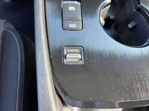 Used 2022 Nissan Rogue SV FWD image 19