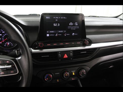 Used 2023 Kia Forte LXS image 9