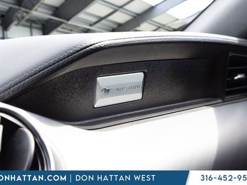 Used 2022 Ford Mustang GT Premium w/ Black Accent Package RWD image 10