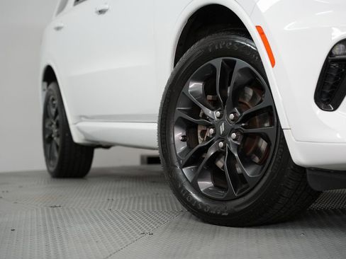 Used 2021 Dodge Durango SXT image 16