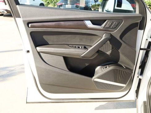 Used 2024 Audi Q5 2.0T Premium Plus image 23