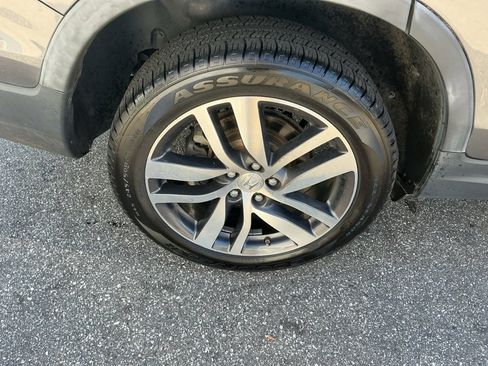 Used 2017 Honda Pilot Touring image 25