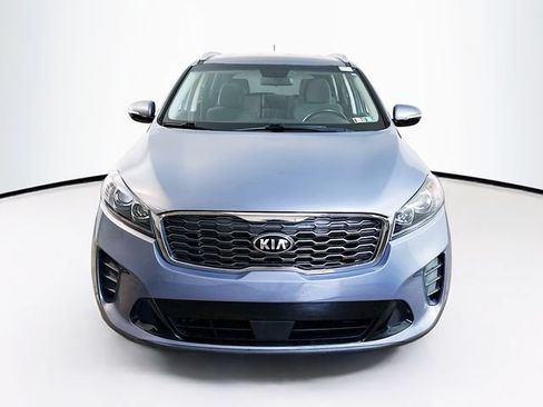 Used 2020 Kia Sorento LX w/ LX I4 Convenience Package FWD image 2