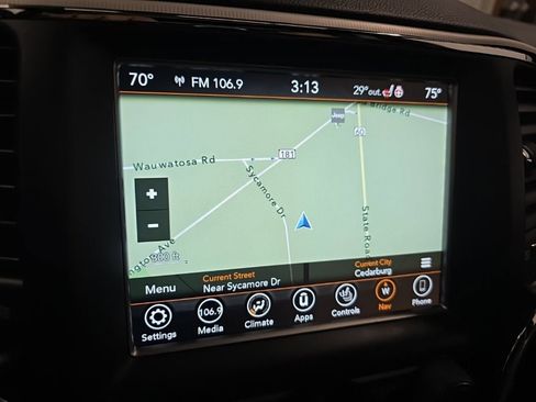 Used 2018 Jeep Grand Cherokee Limited image 22