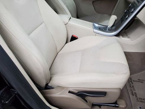 Used 2011 Volvo XC60 3.2 image 20