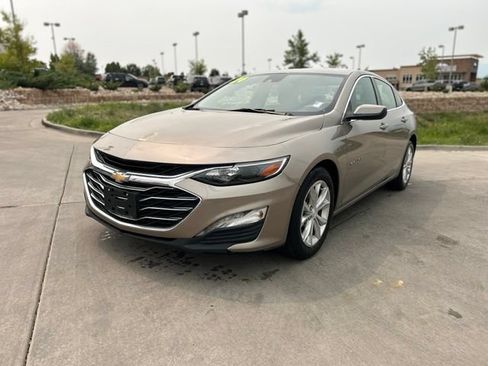 Used 2024 Chevrolet Malibu LT FWD image 3